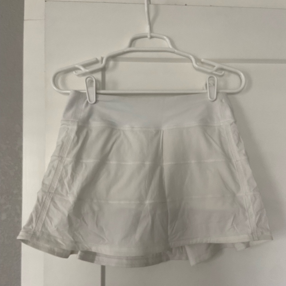 White lululemon skirt